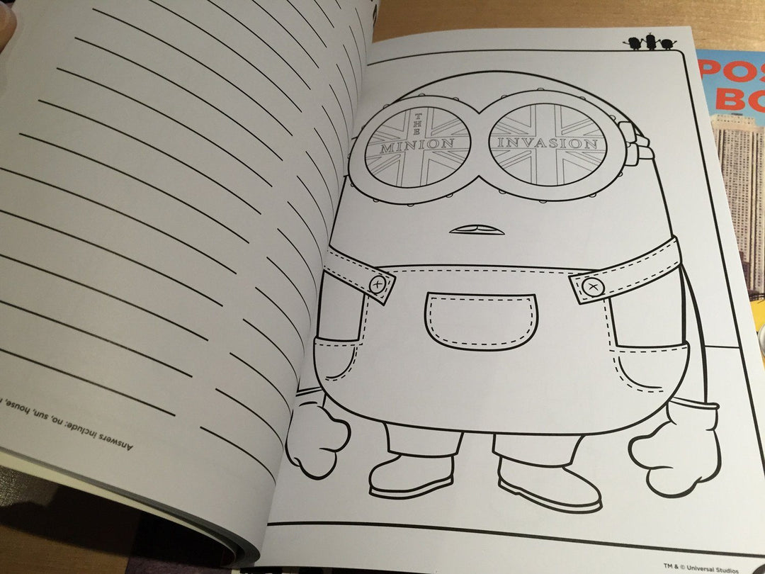 Minions Deluxe Colouring and Activity Book 迷你兵團填色遊戲書 | minions