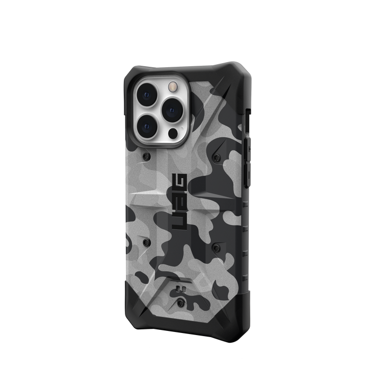 UAG Pathfinder SE - iPhone 13 Series